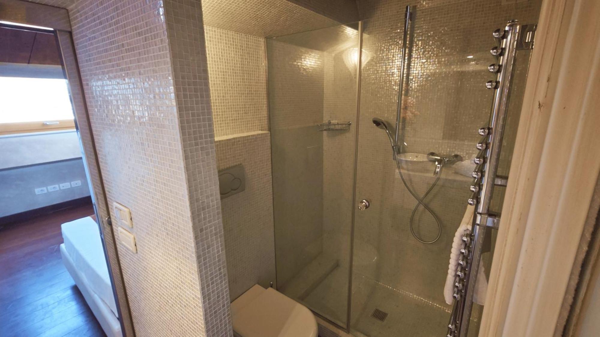Opera Luxury Apartment Verona Exterior photo