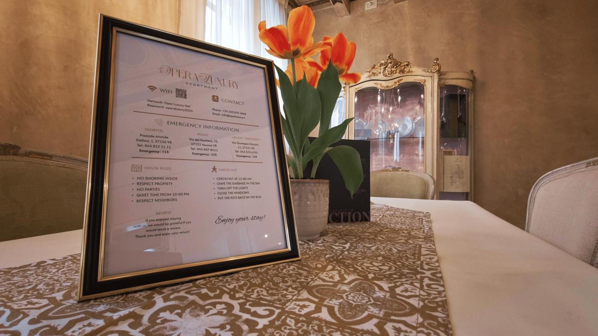 Opera Luxury Apartment Verona Exterior photo